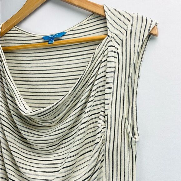 Derek Lam Linen Blend Drop Hem Striped
Relaxed Casual Dress Cream - Picture 10 of 16